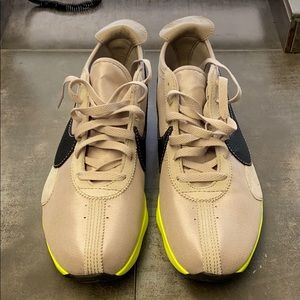 Mens Nike Moon Racer size 10 with Dust Bag No Box